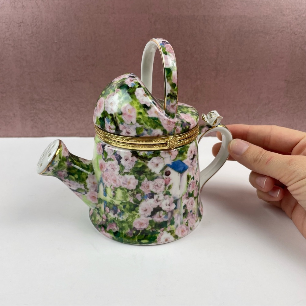 Madison & Max Roses And Birdhouse Judy Buswell Watering Can Home Decor Accent